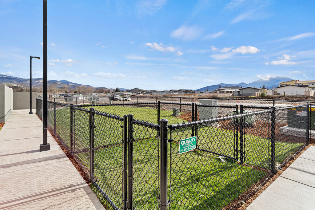 Mobile Home Park Medford Oregon. Manufactured Homes for Sale