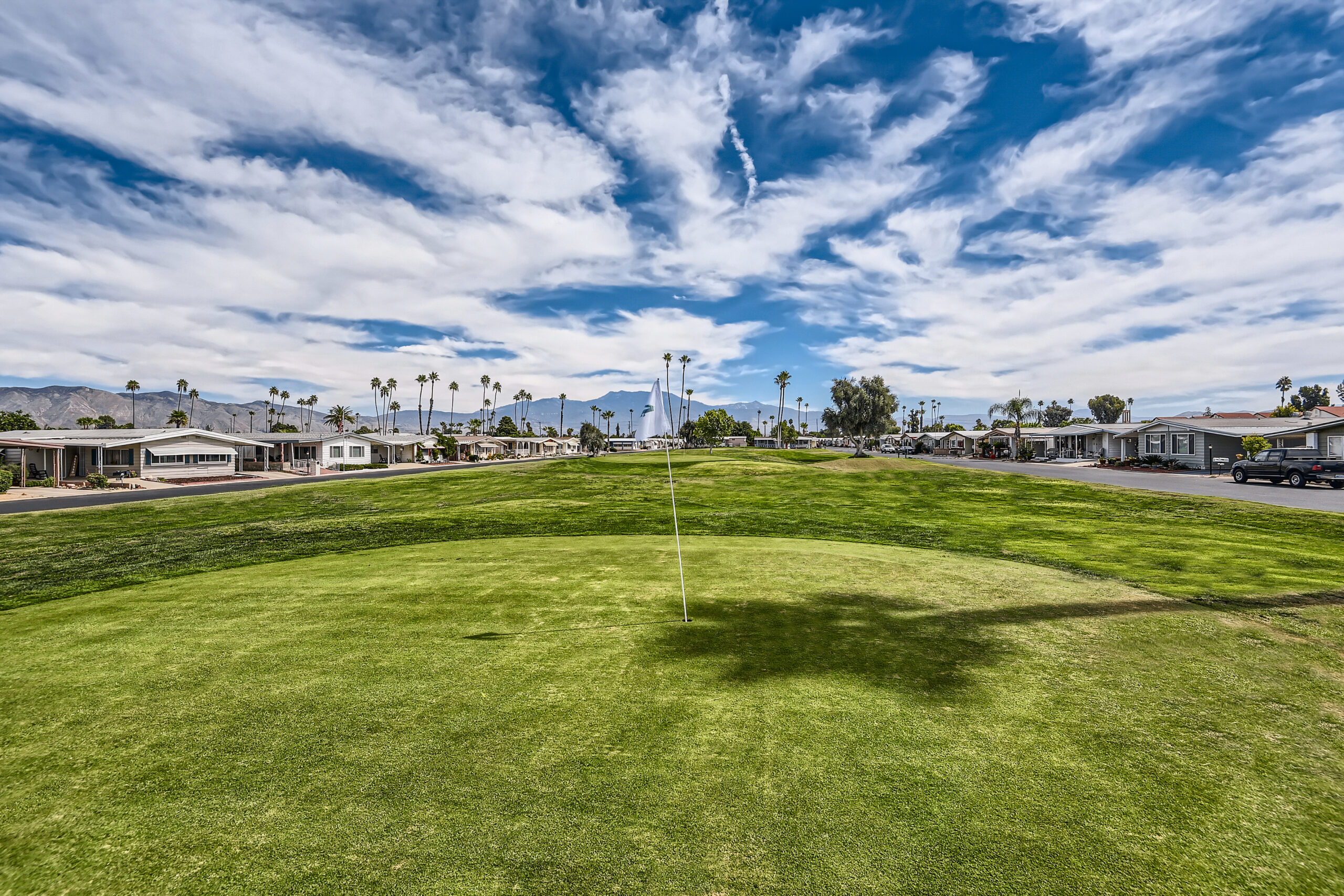 55+ community golf course in Hemet California