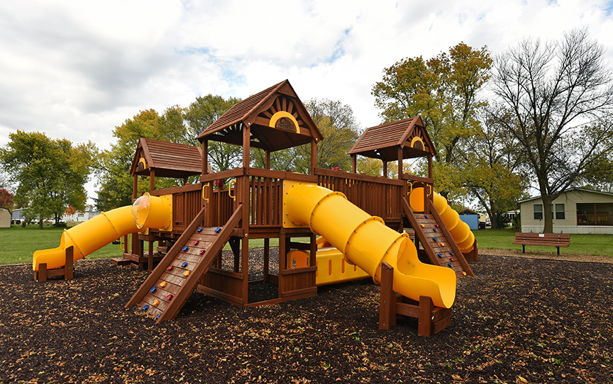 kids playground at camelot estates in mankato mn