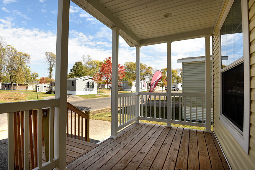 camelot homes for sale mn, mankato porch