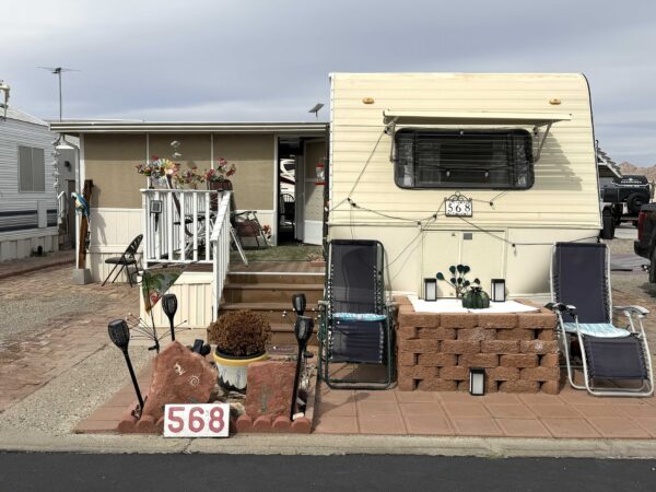 View FDO #568 1994 Hyline